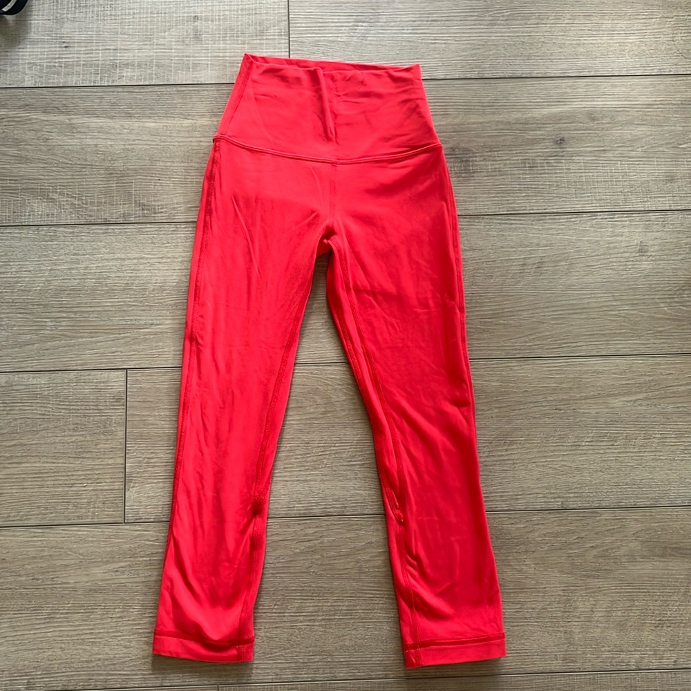 cherry red lululemon caprees